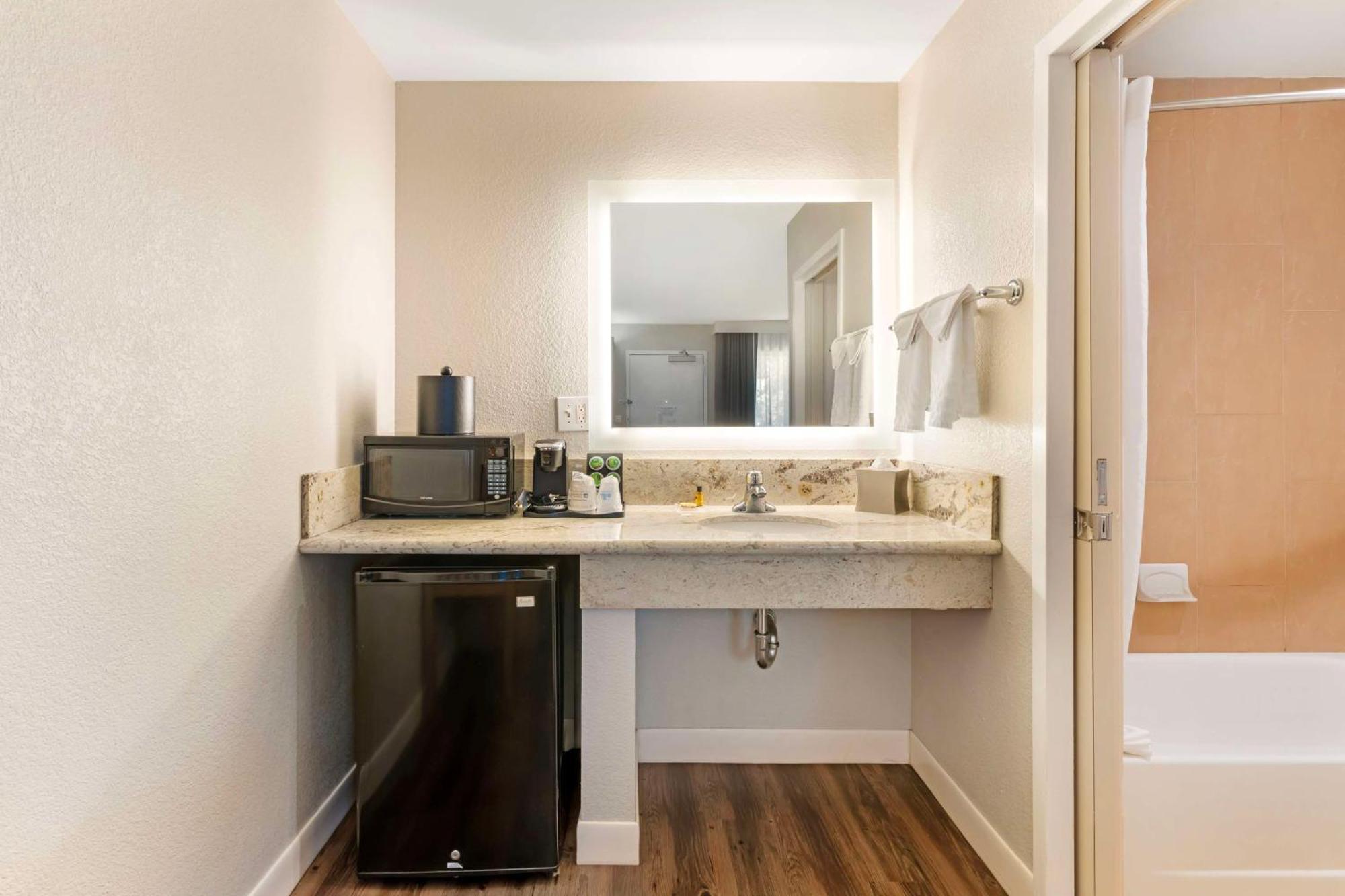 Best Western Plus Rancho Cordova Inn Kültér fotó